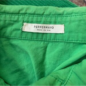 Bright green peppermayo button down top in medium / 6 - perfect for the office